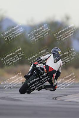 media/Sep-21-2025-Race Pace (Sun) [[98bf33ef95]]/Verified/2-Turn 2 Backside (835am)/